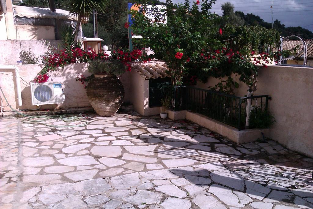 Votsalo Pool Apts Kalámi Exterior foto